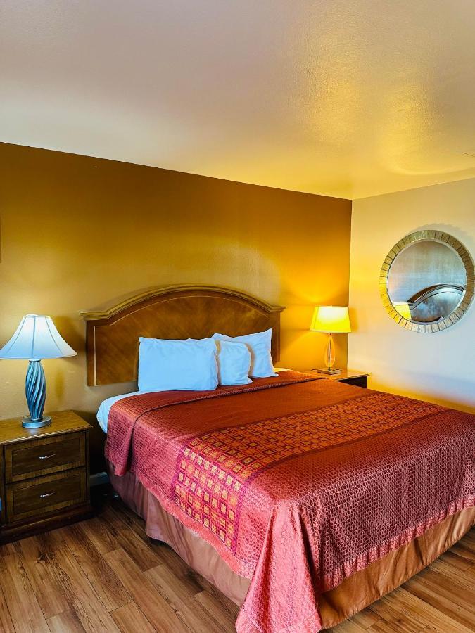 Franciscan Inn Motel Βίστα Εξωτερικό φωτογραφία